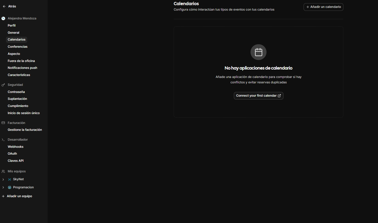 Pantalla de configuración general con zona horaria, formato de hora e inicio de semana.